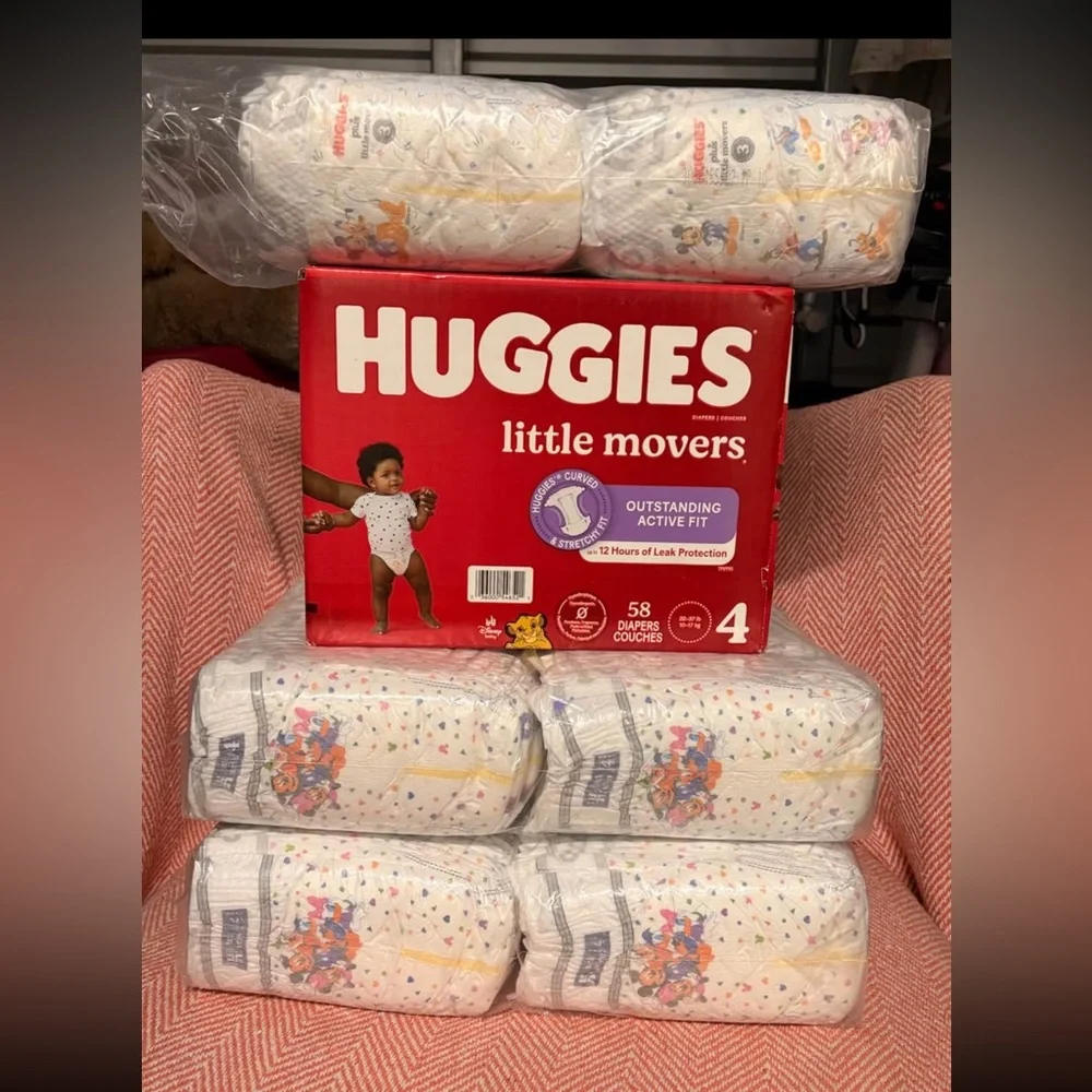 Huggies Little Movers Diapers Size 4